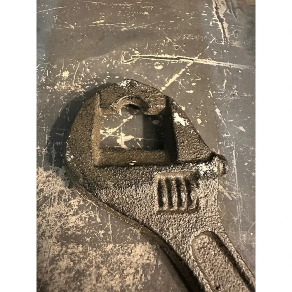 Vintage Style Cast Iron Wrench Bottle‎ Opener Industrial Mechanic Bar Tool 7.5